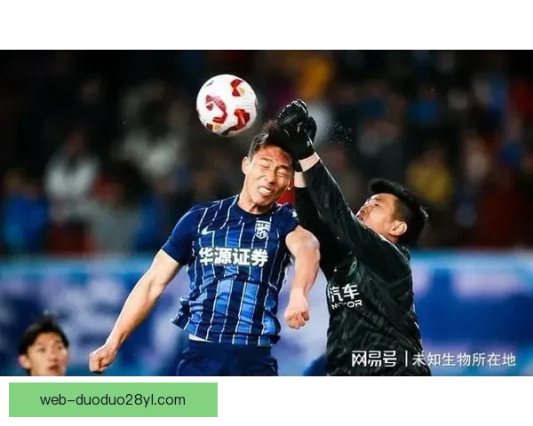 贺惯正式加盟武汉三镇开启新征程