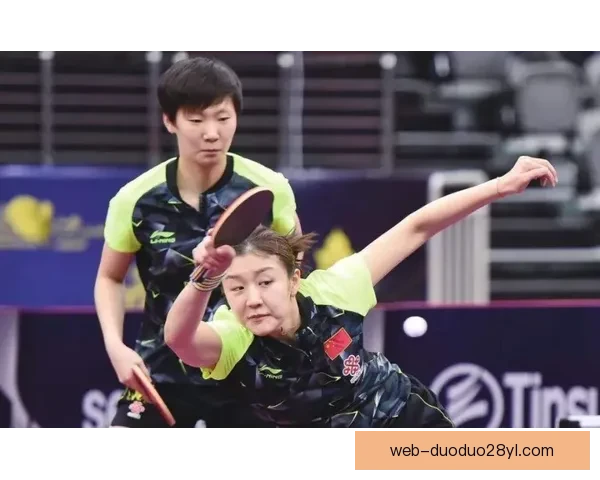 张本智和失分跳脚仍笑迎双银