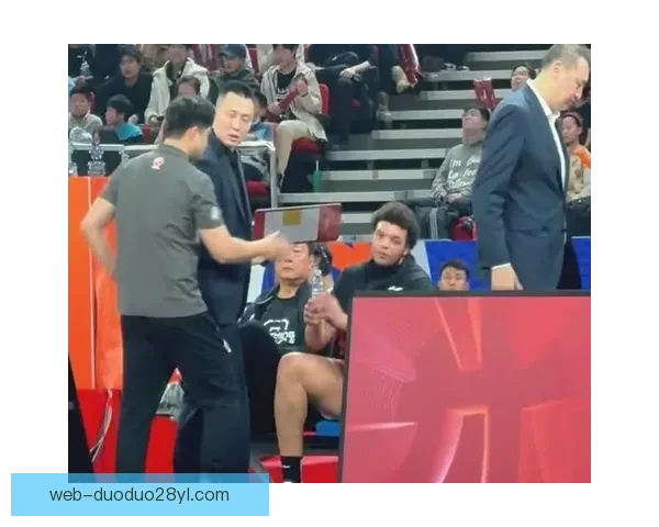 上海全队四人出色洛夫顿表现低迷